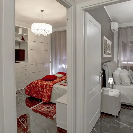Apartment Cozy Lycia By Interhome Rome